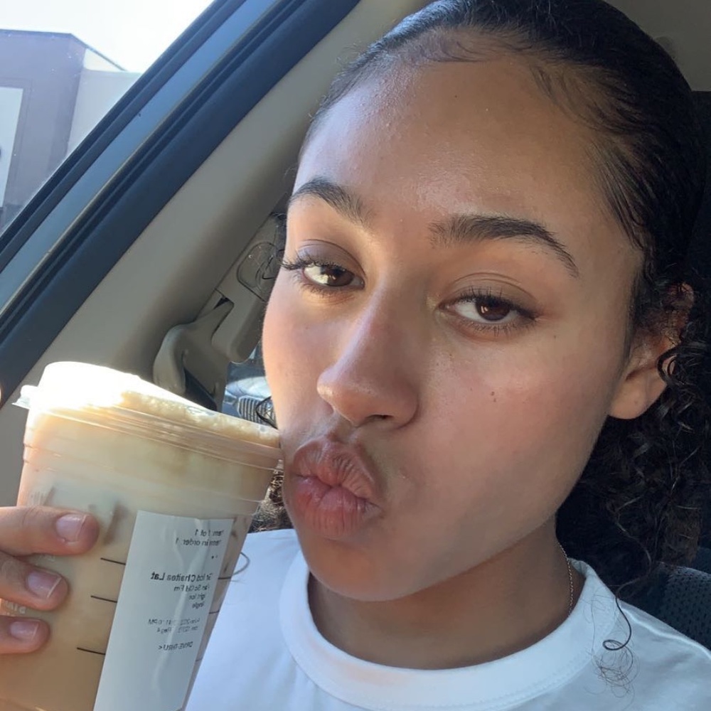 Meet your Posher, Jordyn